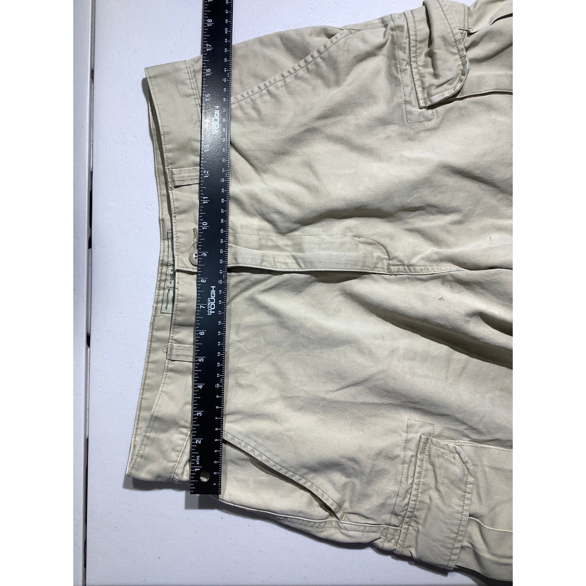 American Eagle Khaki Cargo Shorts Men’s 32W — Casual, Utility, Outdoor