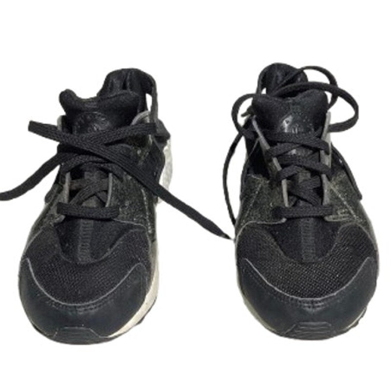 Nike Huarache Run Youth 1Y – Athletic, Sneakers, Comfort