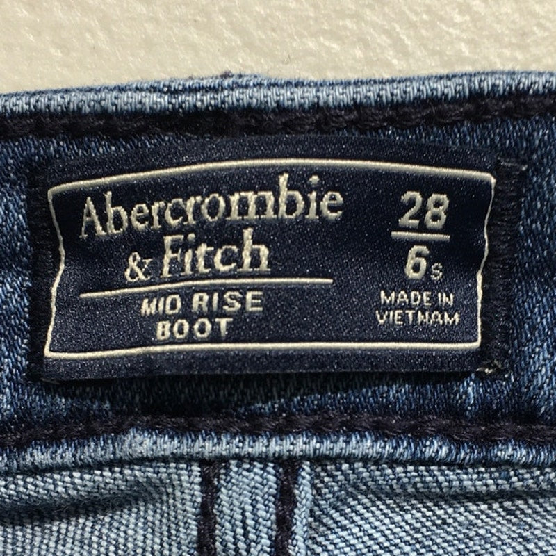 Abercrombie & Fitch Mid-Rise Bootcut Jeans Size 28 6S - Y2K, Casual, Classic