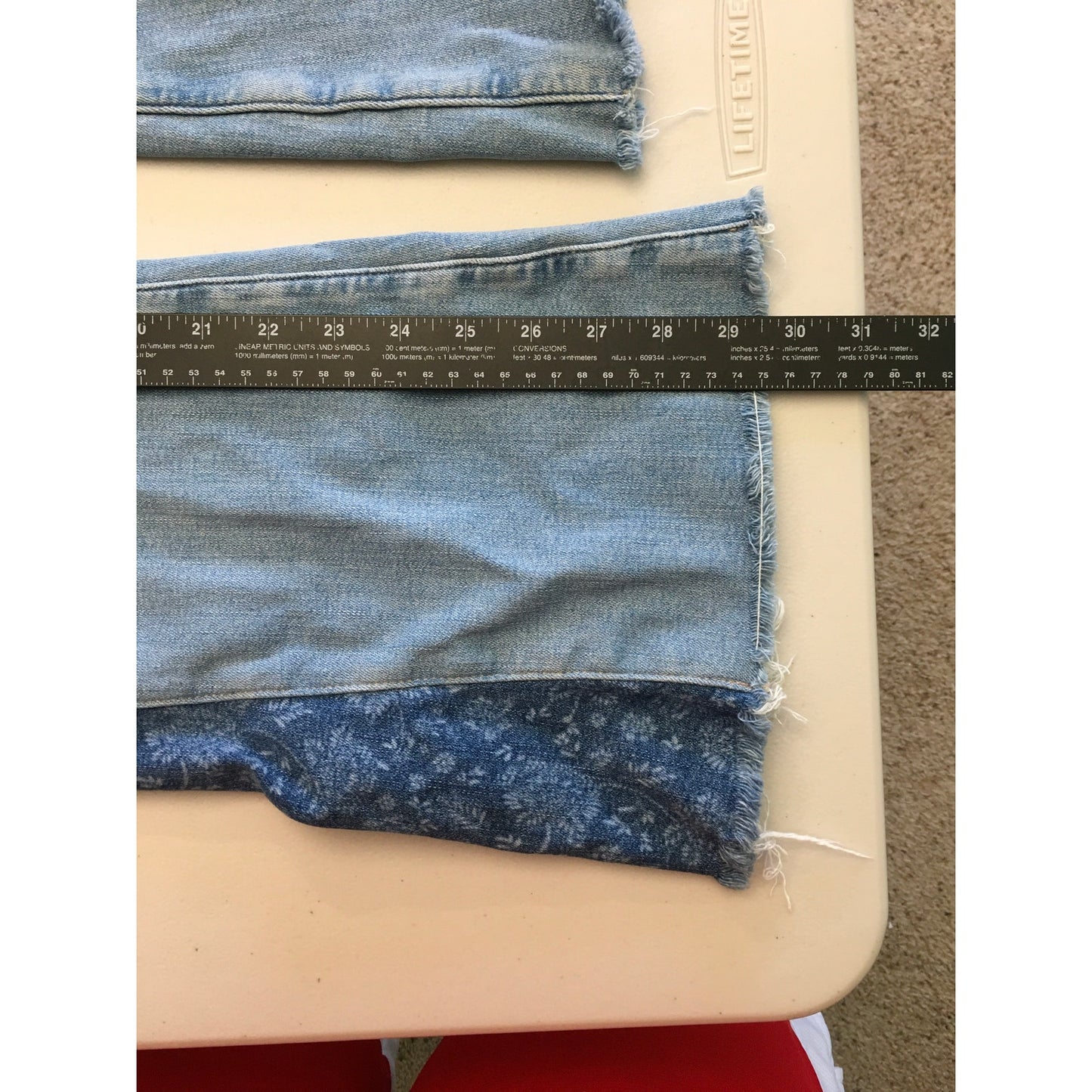 American Eagle Super High-Rise Flare Jeans Size 4R - Boho, Vintage, Y2K