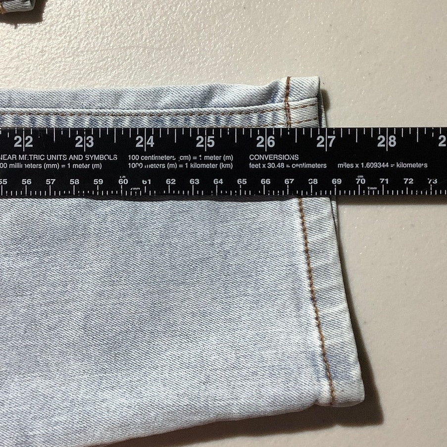 Vanilla Star Light Wash Mom Jeans Child Size 3 — Distressed, High Rise, Casual