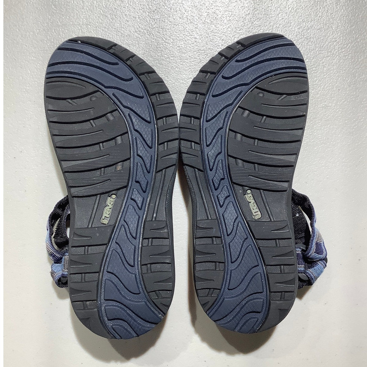 Teva Hurricane XLT2 Sandals Women’s Size 7 — Outdoor, Hiking, Comfort