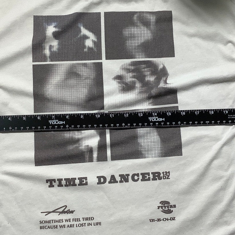 Dazy White Graphic T-Shirt Women’s Size Large – Streetwear, Casual, Crew Neck
