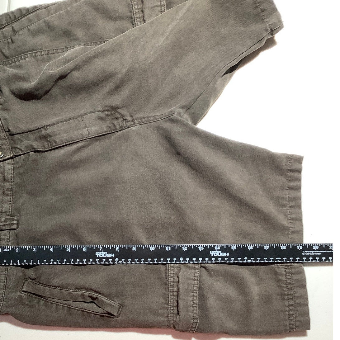 Tommy Bahama Brown Cargo Shorts Mens Size 36 Relax Fit — Casual, Utility, Summer
