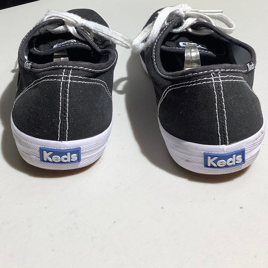 Keds Champion Canvas Sneakers Women Size 9.5 — Classic, Casual, Preppy