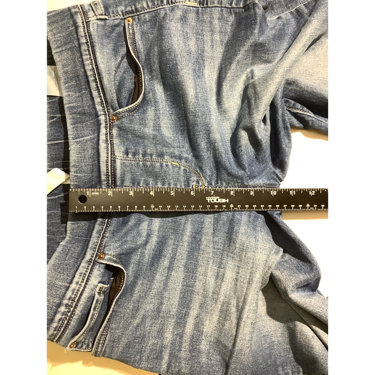 Levi’s Signature Pull-On Skinny Jeans 31W 32L — Stretch, Slim Fit, Comfort