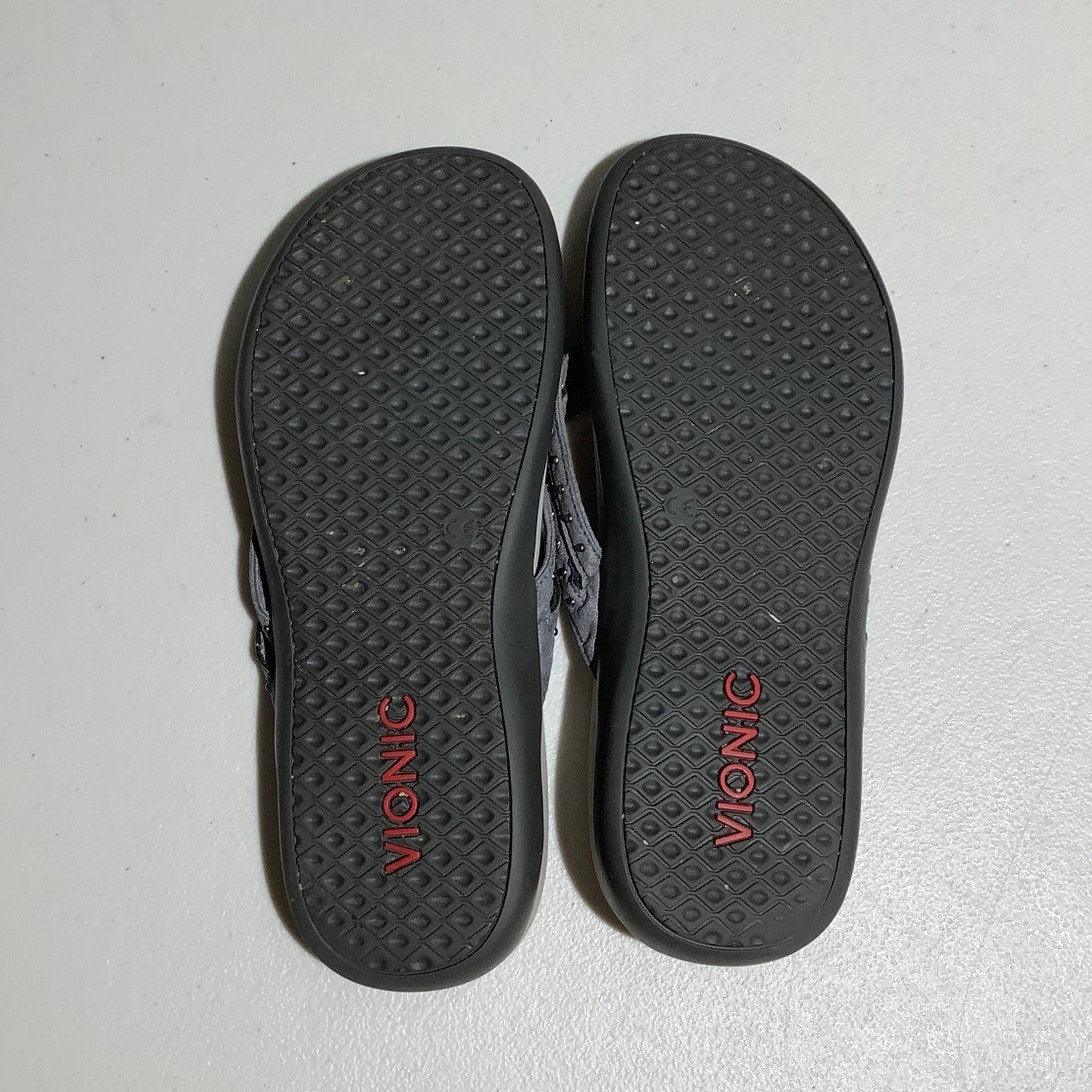 Vionic Tasha Studded Flip Flops Women’s Size 9 — Comfort, Casual, Supportive