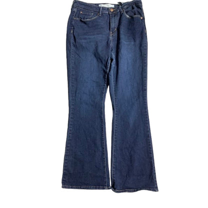 Levi’s Signature Mid Rise Bootcut Jeans Women’s 30W 30L– Casual Stretch, Classic