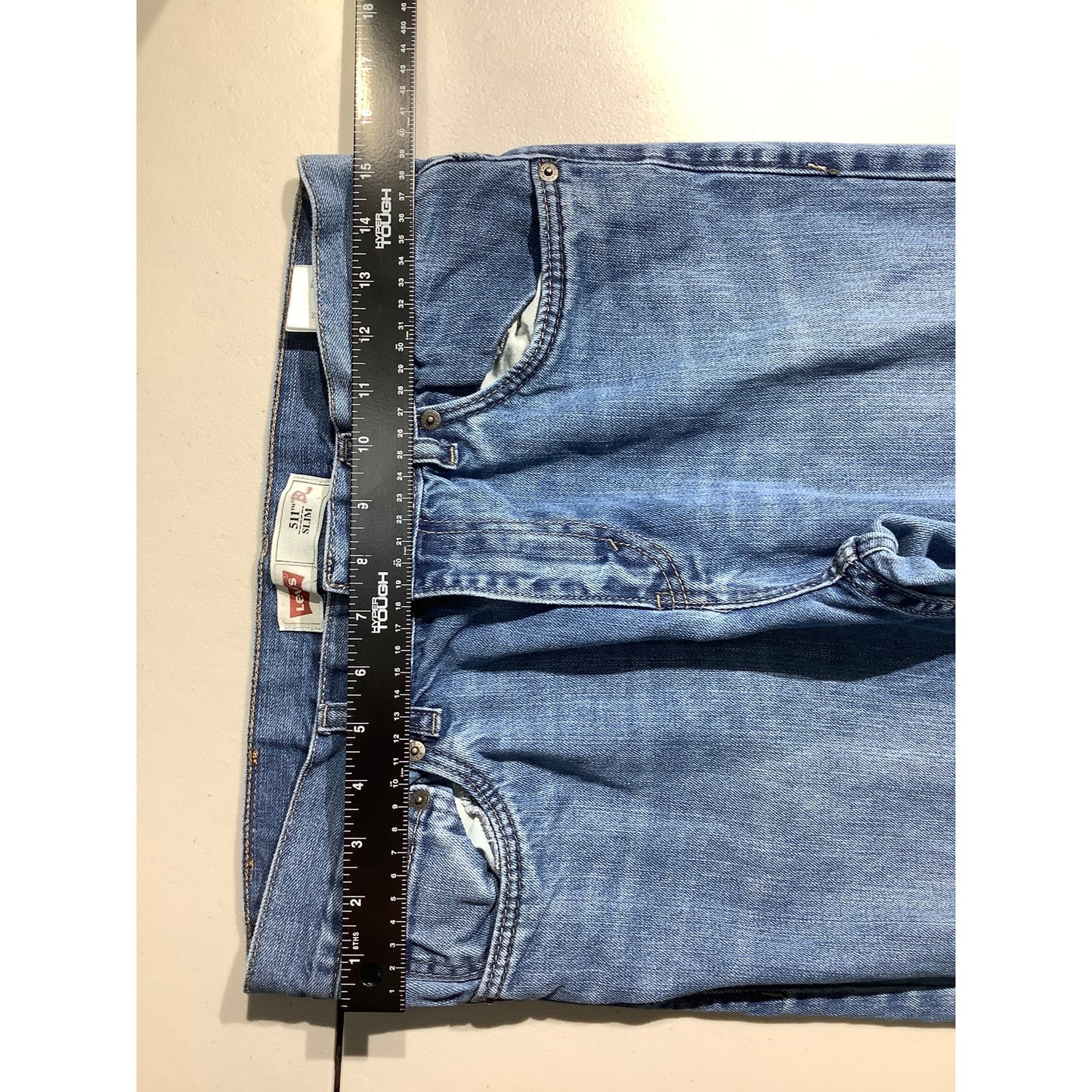 Levi’s 511 Slim Jeans Men’s Size 30W x 30L – Slim, Light Wash, Classic