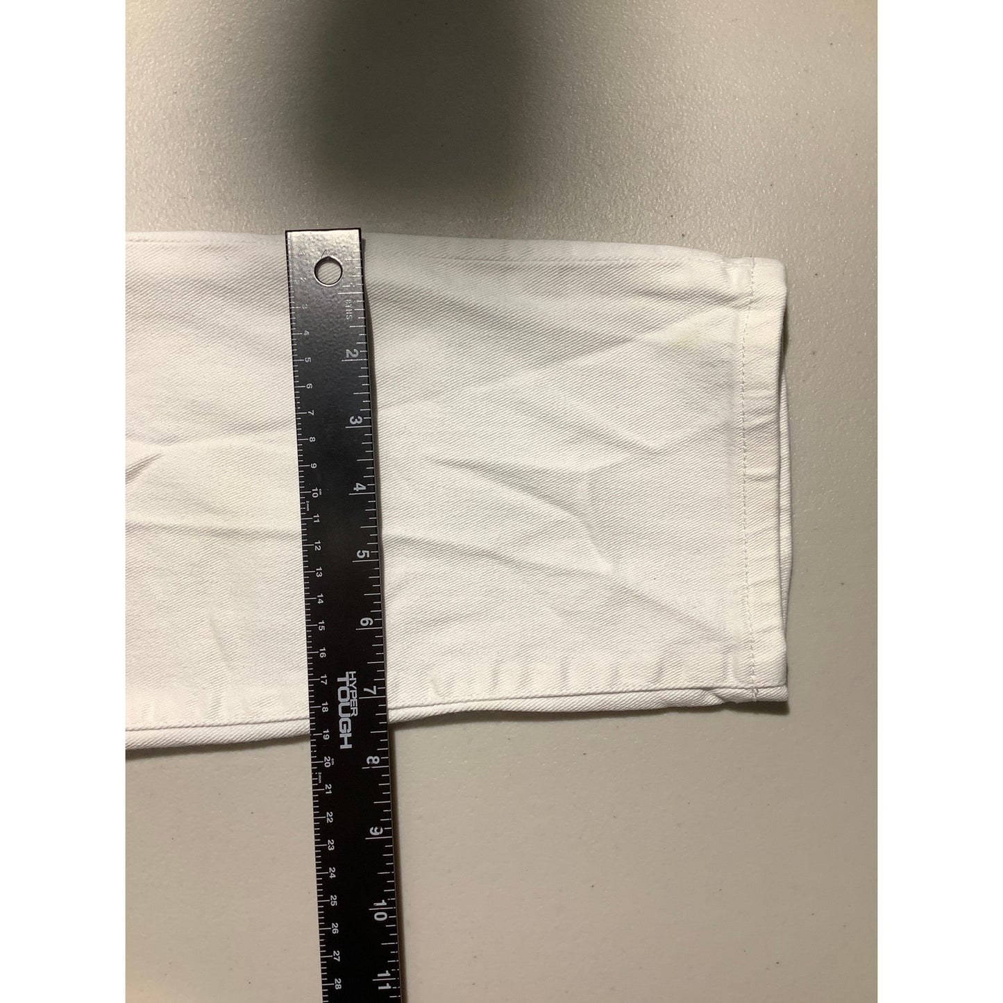 Lauren Ralph Lauren Women’s Jeans Size 12 — White, Denim, Cropped