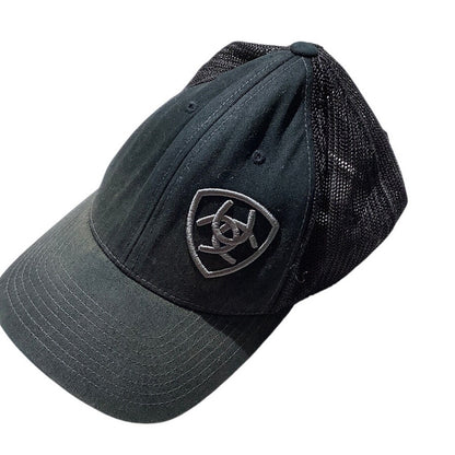 Ariat FlexFit 110 Black Mesh Trucker Hat — Western, Casual, Adjustable