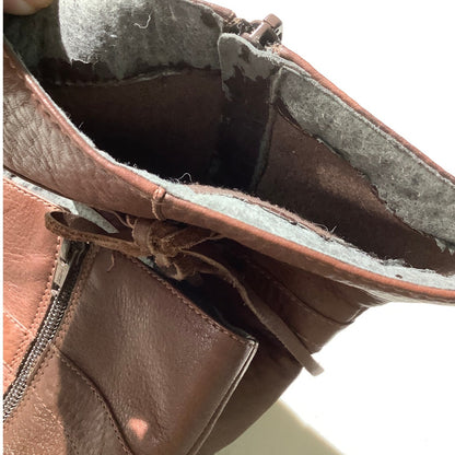 Clarks Brown Leather Zip Ankle Boots Women’s 8 — Comfort, Casual, Classic