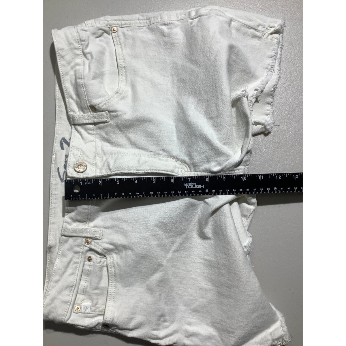 Seven7 Women's 14 White Weekend Denim Shorts Frayed Hem Casual