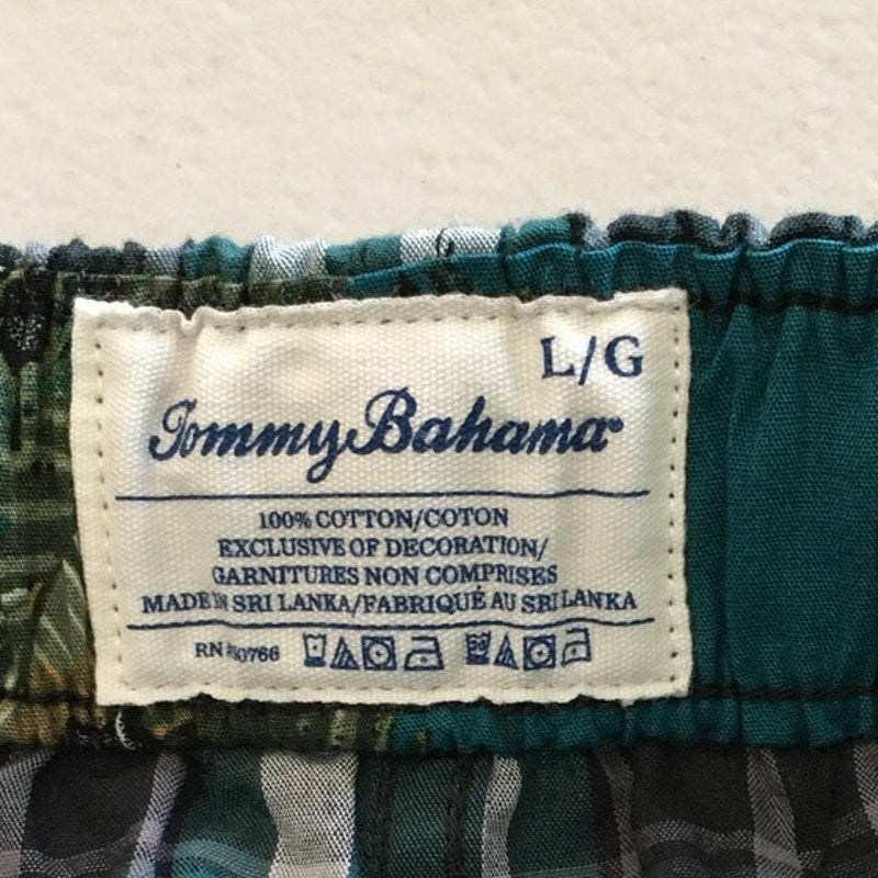 Tommy Bahama Men's Large Plaid Lounge Shorts – Preppy, Casual, Comfortable