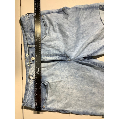 Seven7 Relaxed Bermuda Shorts Women’s 14 — Casual, Distressed, Stretch Denim