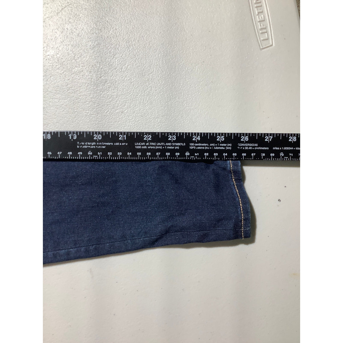 American Eagle Women’s Size 4 High-Rise Distressed Jegging — Casual, Y2K, Edgy