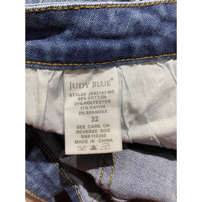 Judy Blue Women's 32 Light Wash Distressed Capri Jeans Stretch Denim