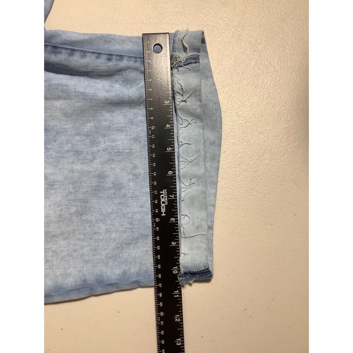 Seven7 Relaxed Bermuda Shorts Women’s 14 — Casual, Distressed, Stretch Denim