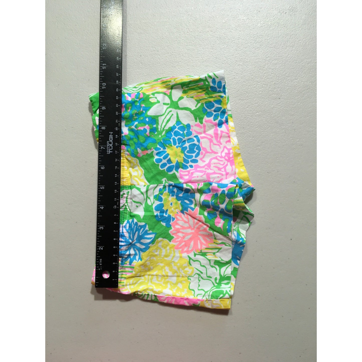 Lilly Pulitzer Tropical Floral Cotton Shorts Size 3 - Preppy, Vibrant, Resort