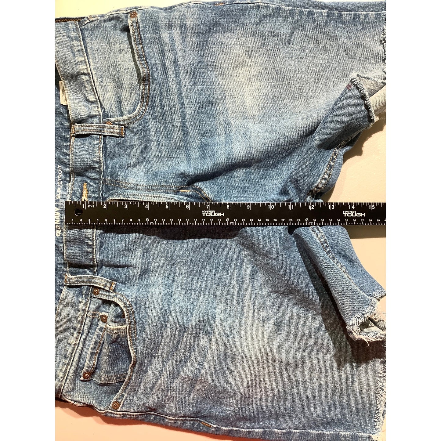 Old Navy Denim Cut-Off Shorts Men’s Size 38W – Distressed, Slim, Casual