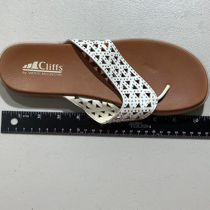 Cliffs Rhinestone Sandals Women’s Size Unknown – Casual, Beach, Comfort