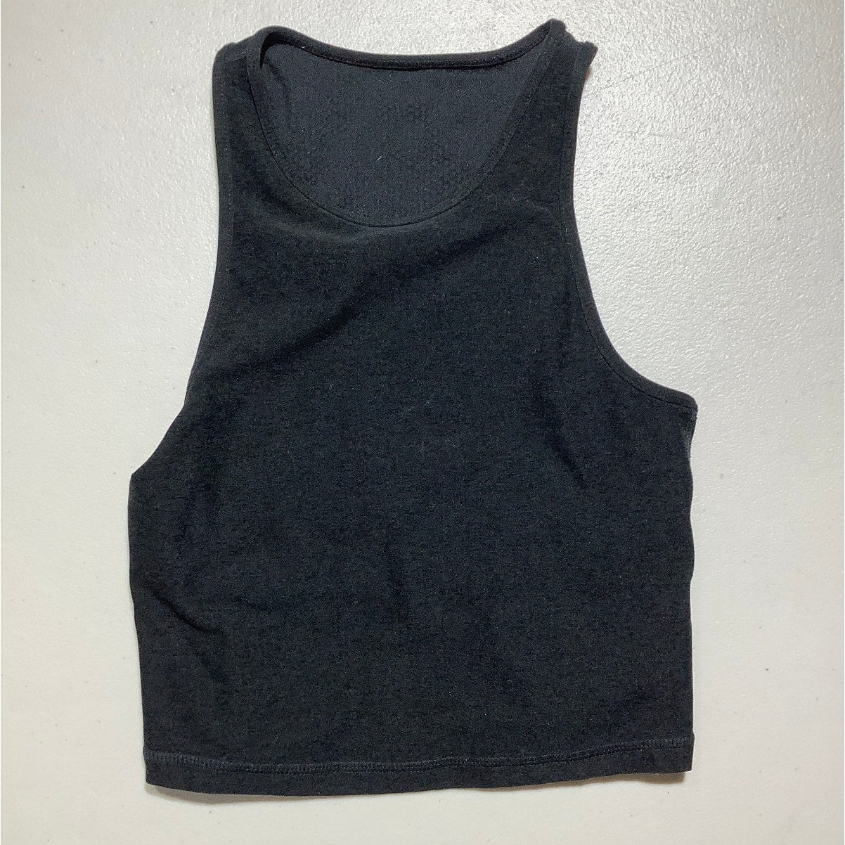 Vuori Crop Tank Top Women’s Size XS — Athletic, Activewear, Minimalist