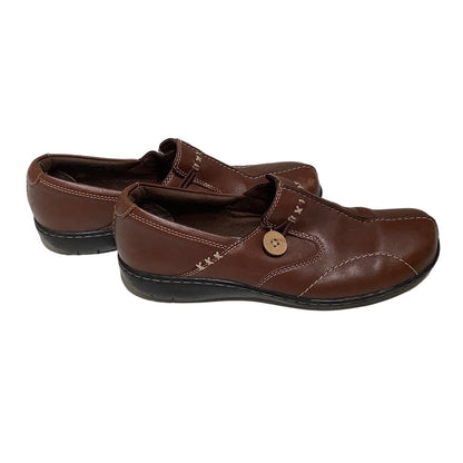 Clarks Collection Brown Clog Loafer Size 8.5 - Classic, Comfortable, Everyday