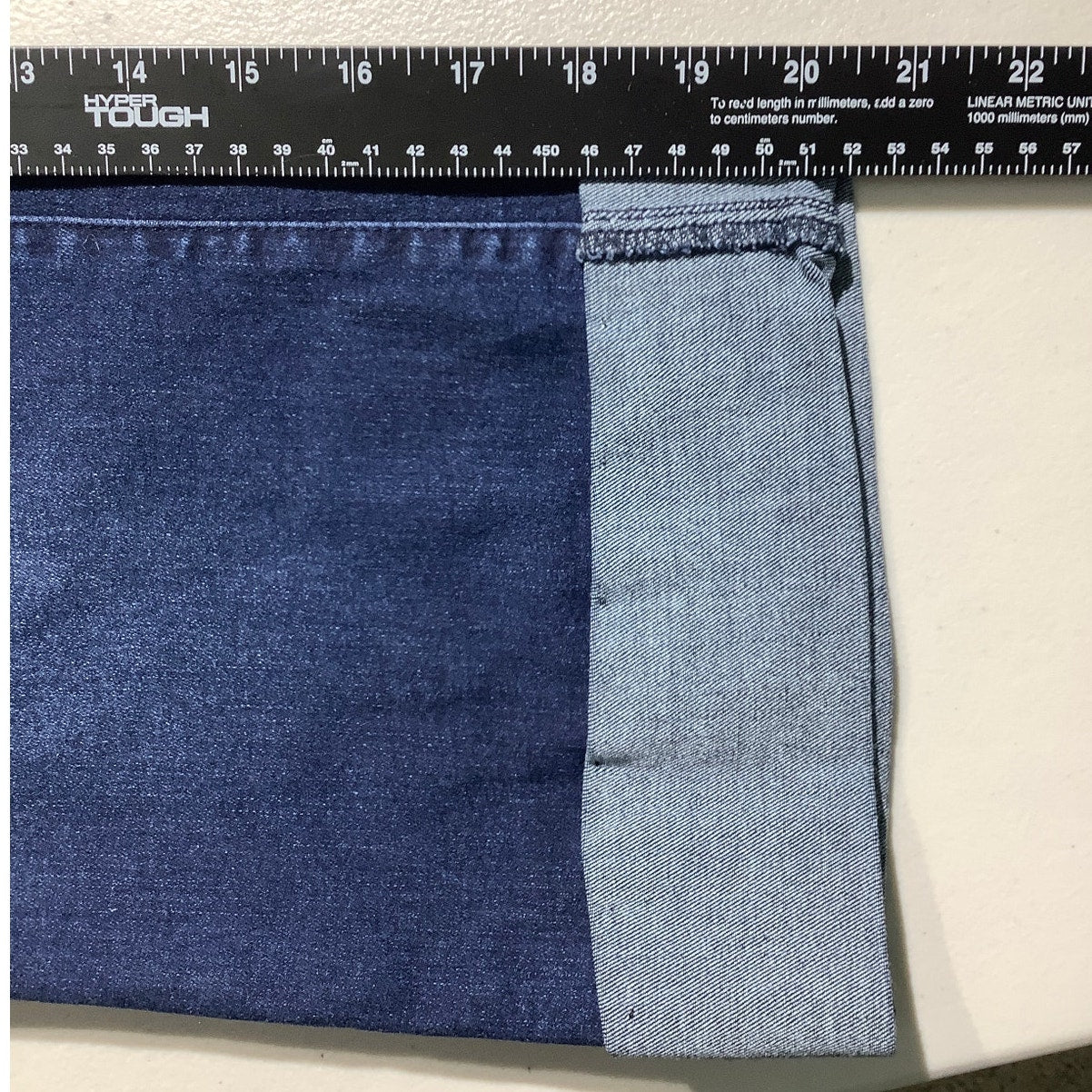 Indigo Poppy Dark Denim Capris Women’s Size 14 – Casual, Relaxed, Cuffed
