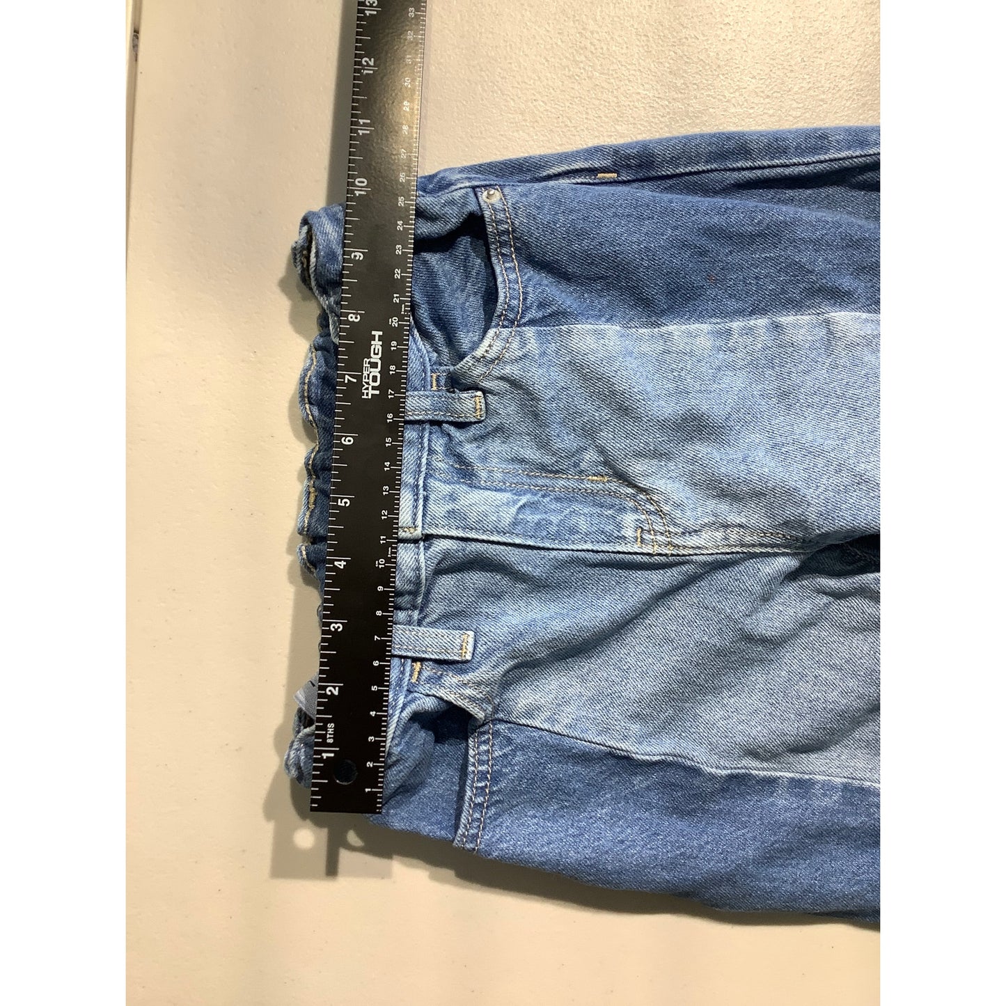 Old Navy Light Wash Wide Leg Jeans Kids Size 8 - Baggy, Vintage, Playful