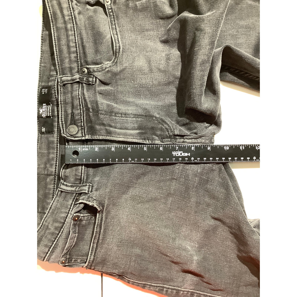 Hollister Men's 33x32 Black Slim Straight Jeans Distressed Tear