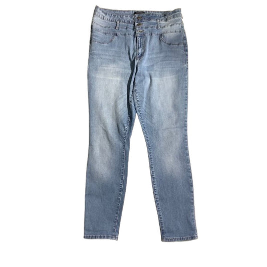 Refuge Skinny Jeans Women’s Size 14 – Light, Sleek, Comfortable