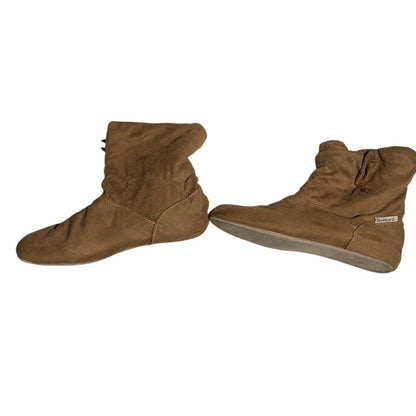 Bearpaw Journey Suede Ankle Boots Brown Women’s 8 — Cozy, Casual, Winter