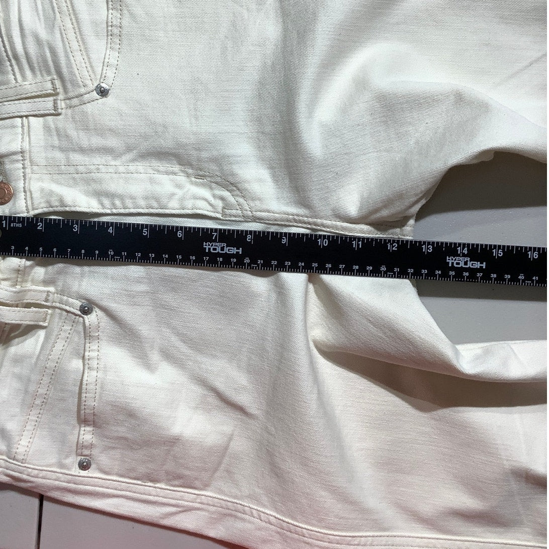 Levi’s High-Rise Straight Jeans Women’s Size 10 – Minimal, Classic, Timeless