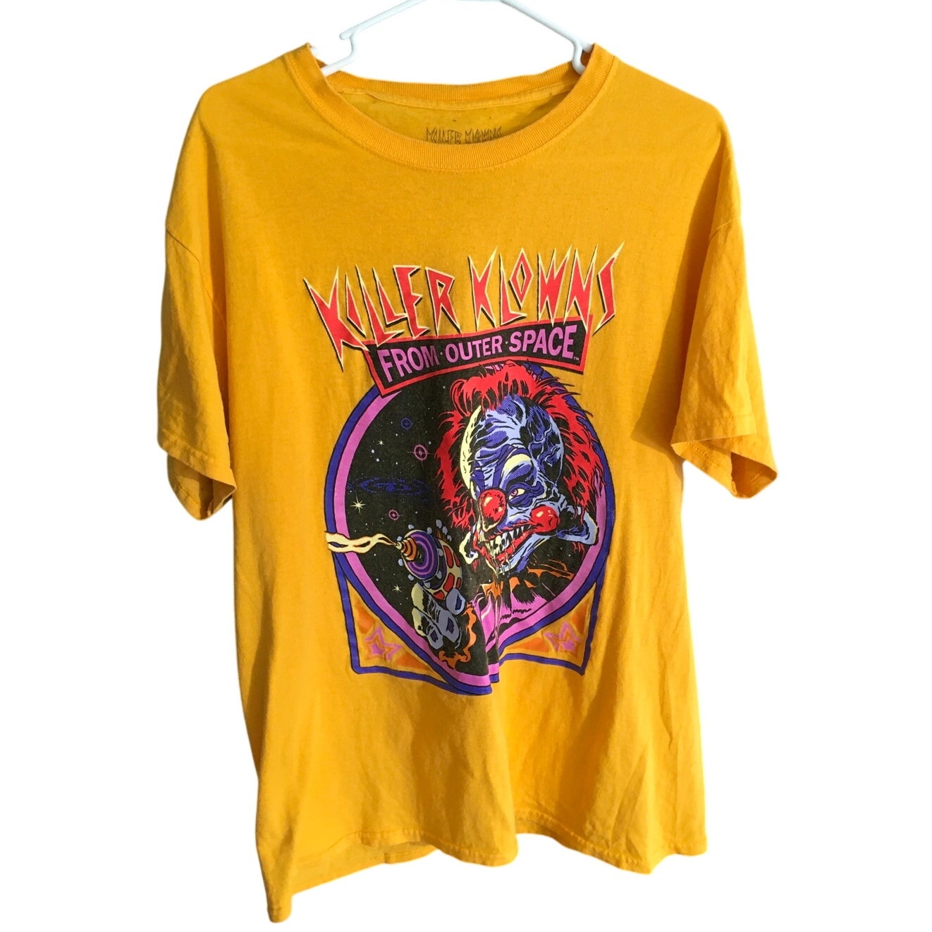 Goodie Two Sleeves Yellow Size L T-Shirt - Retro, Horror, Streetwear