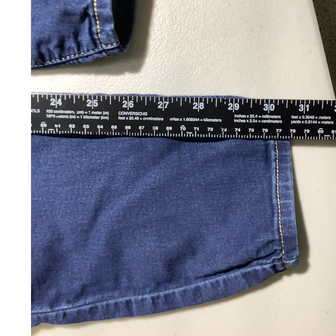 Levi’s Signature Skinny Jeans Men’s Size 31x32 — Casual, Modern, Slim