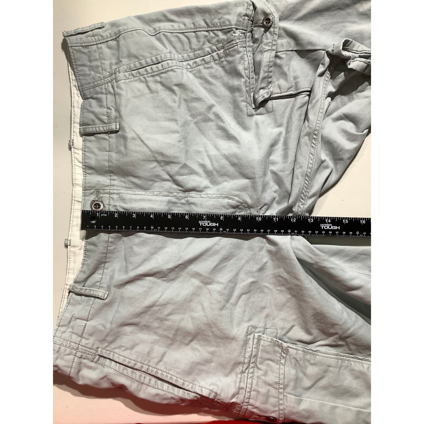 Levi’s Cargo Shorts Men’s Size 38 – Light Gray, Utility, 100% Cotton