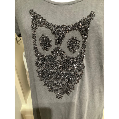 Owl Shirt Gray Short Sleeve Top Sequin Owl L Casual Whimsical Nature-Inspired