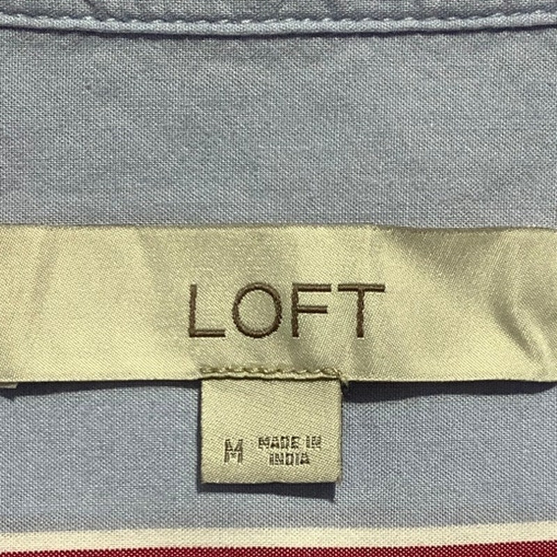 Loft Light Button-Down Collared Shirt Women’s Size M — Preppy, Casual, Classic