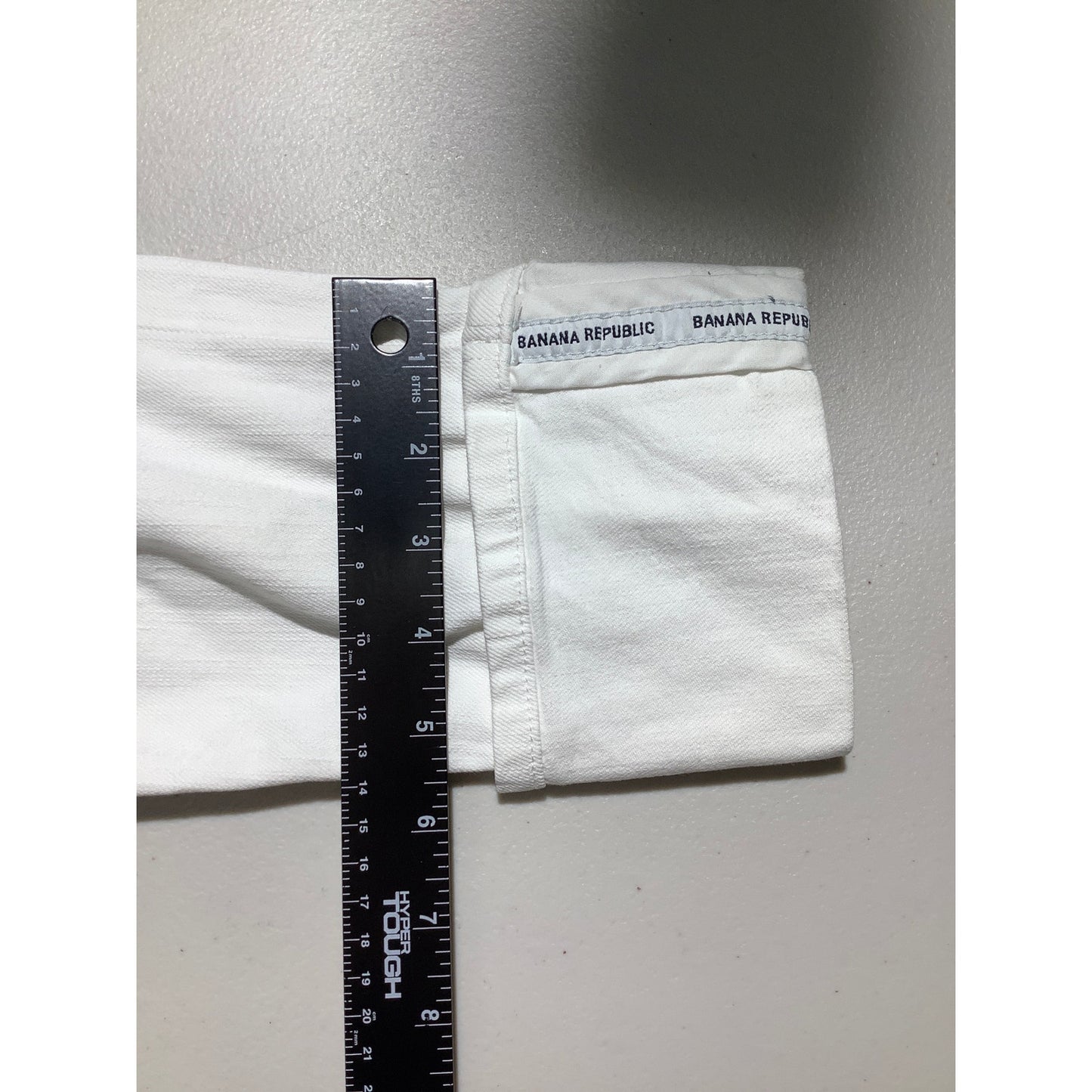 Banana Republic Women’s Capris Size 2 — White, Slim, Casual