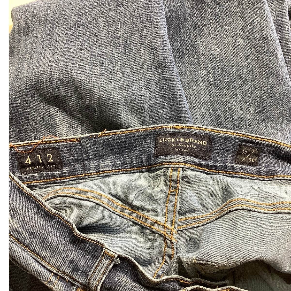 Lucky Brand 412 Men's Athletic Slim Jeans 32W 30L – Classic, Casual, Streetwear