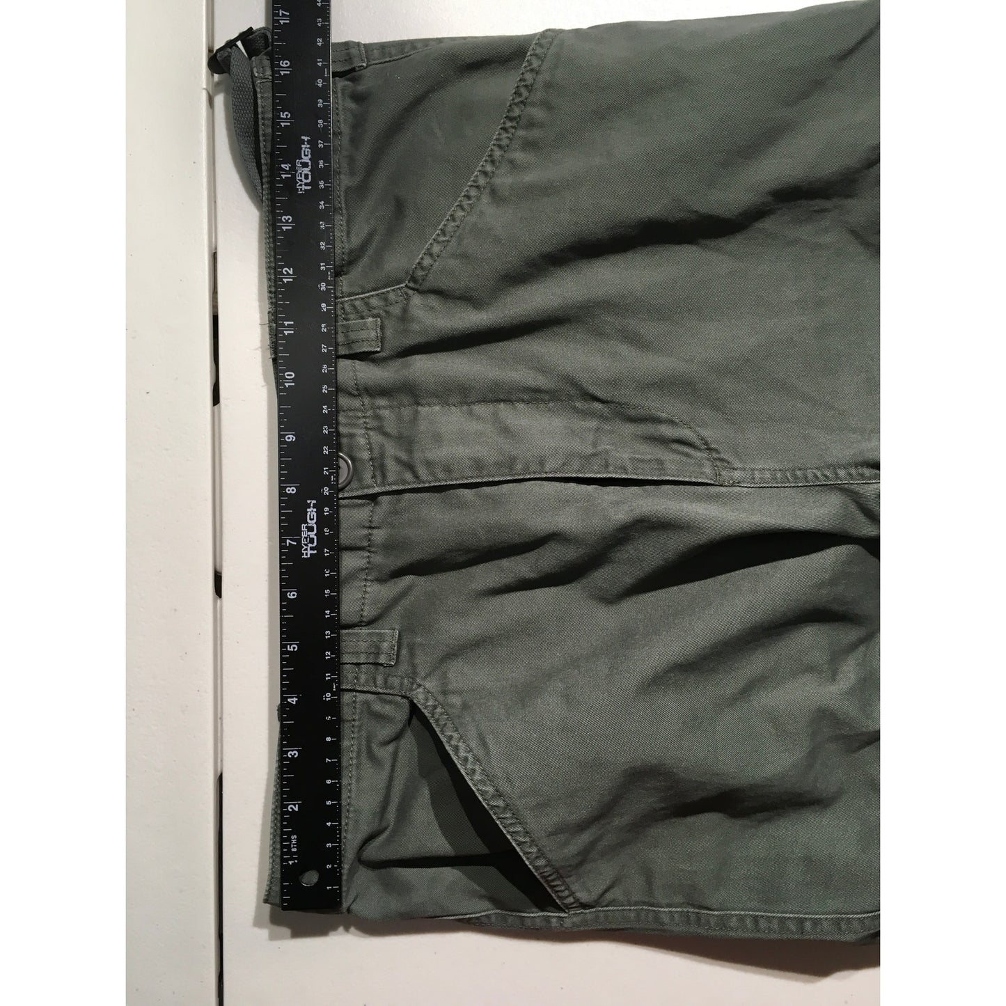 ASOS Design Olive Green Cargo Pants Women’s Size 8 – Streetwear, Utility, Y2K