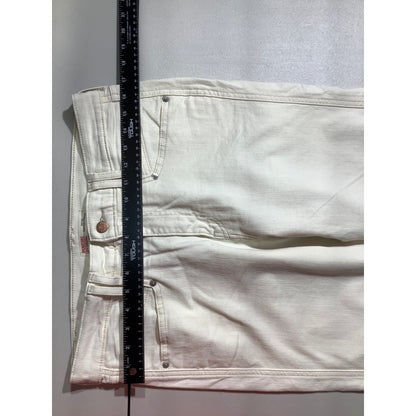 Levi’s High-Rise Straight Jeans Women’s Size 10 – Minimal, Classic, Timeless