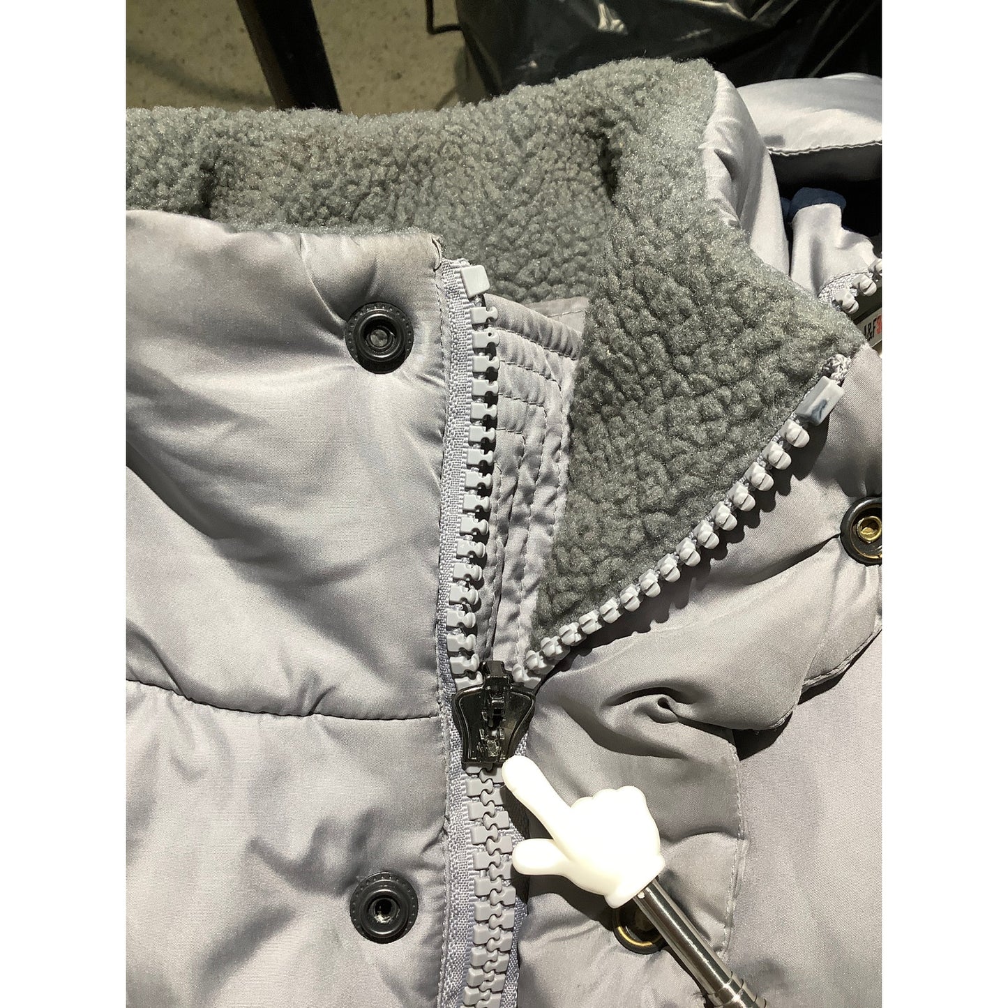 Abercrombie & Fitch Men’s Gray Puffer Jacket Large – Down Fill, Warm, Hooded