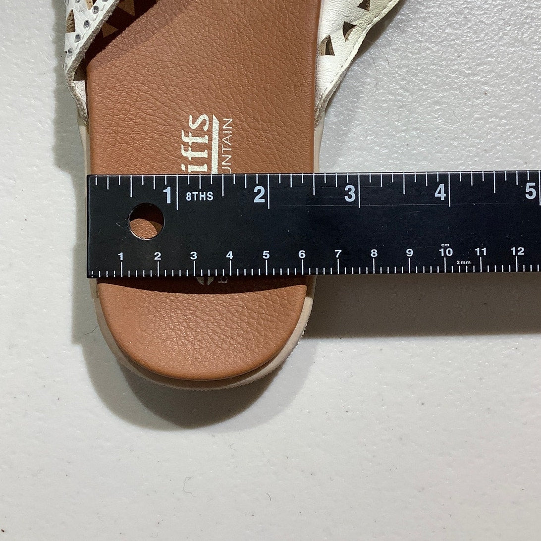 Cliffs Rhinestone Sandals Women’s Size Unknown – Casual, Beach, Comfort