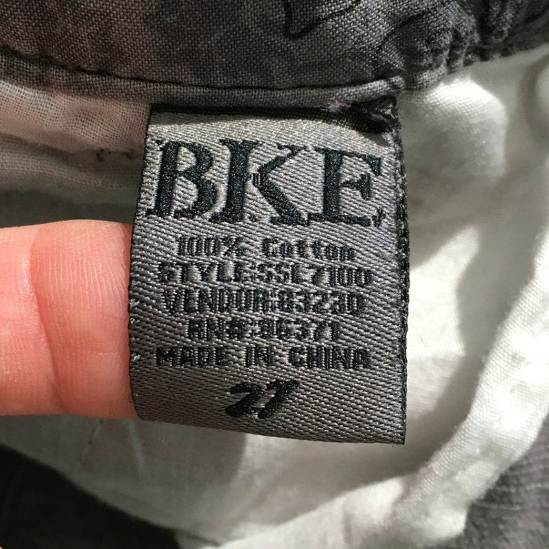 BKE Men's Gray Cargo Shorts Size 27 - Y2K, Streetwear, Utility