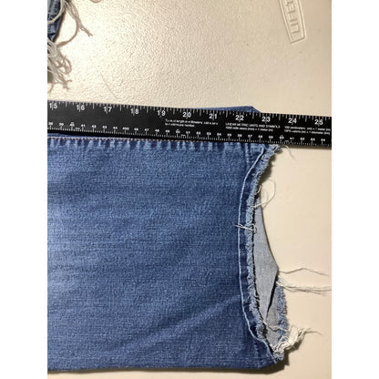 Torrid Denim Capri Jeans Blue Women's Size 24 — Distressed, Casual, Stretch